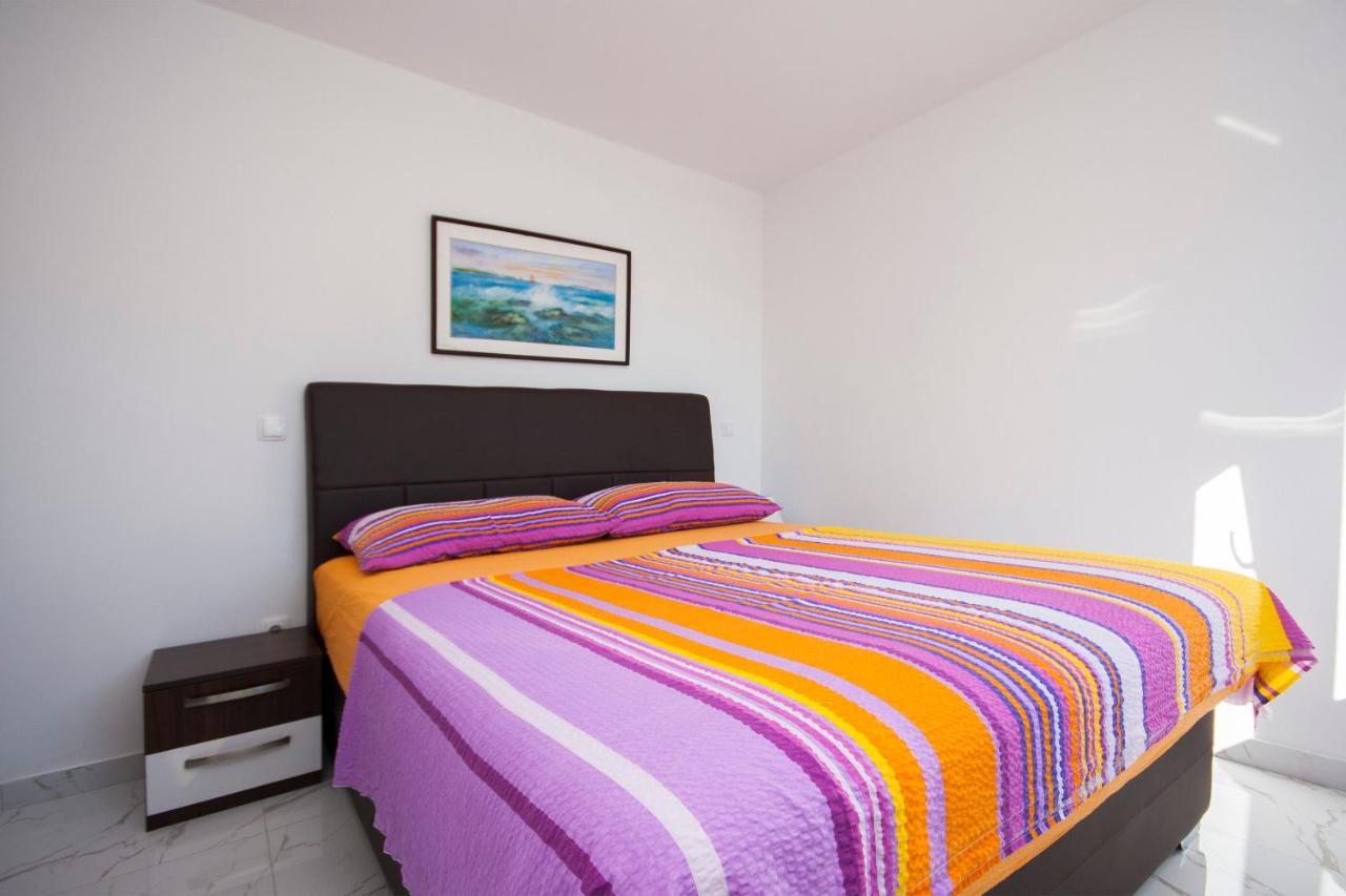 Apartments Osti โรกอซนิซา ภายนอก รูปภาพ
