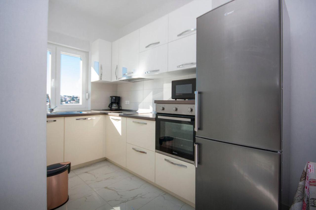 Apartments Osti โรกอซนิซา ภายนอก รูปภาพ