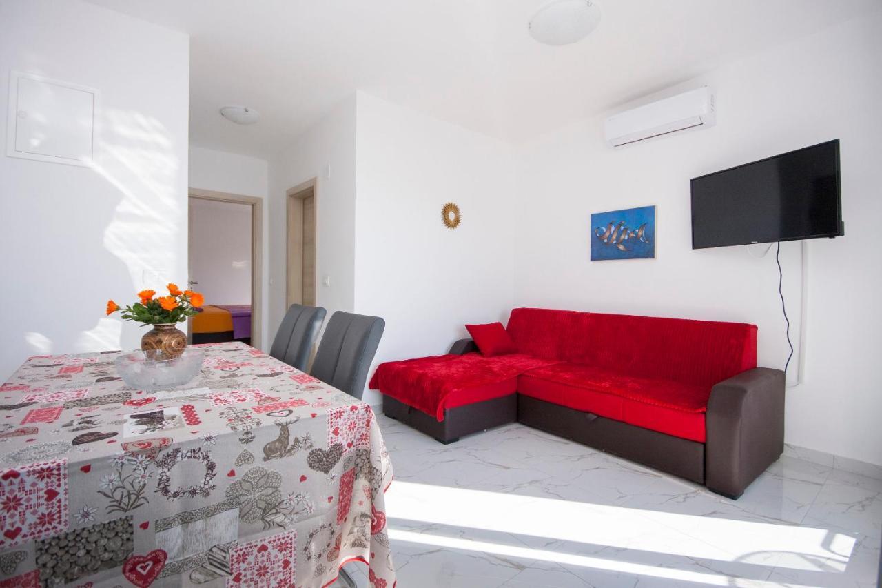 Apartments Osti โรกอซนิซา ภายนอก รูปภาพ
